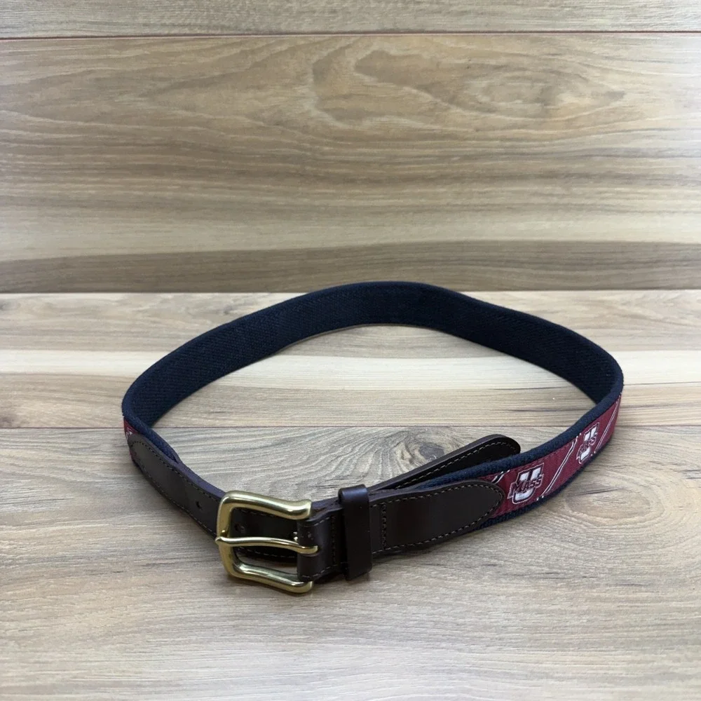 Vineyard Vines Mens Belt Size 32 University‎ of Massachusetts Logo Preppy Golf